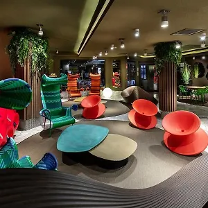https://aguamar-los-cristianos-tenerife.in-canary-islands.com