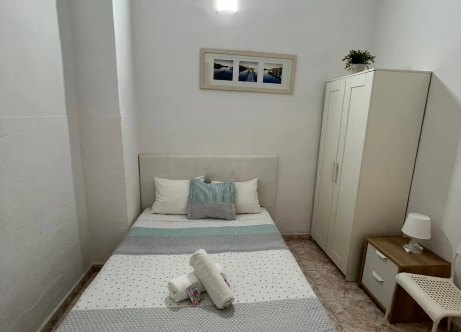 Affittacamere Youth Hostel - Central And Basic Drassanes Barcellona