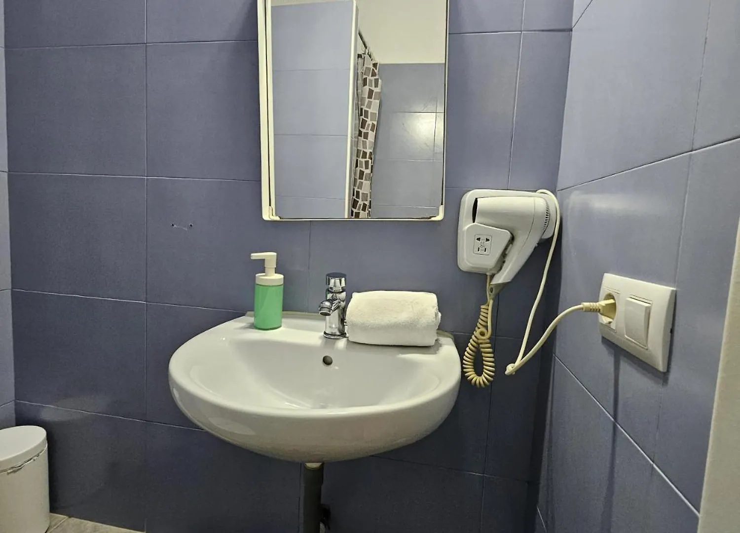 Youth Hostel - Central And Basic Drassanes Barcellona