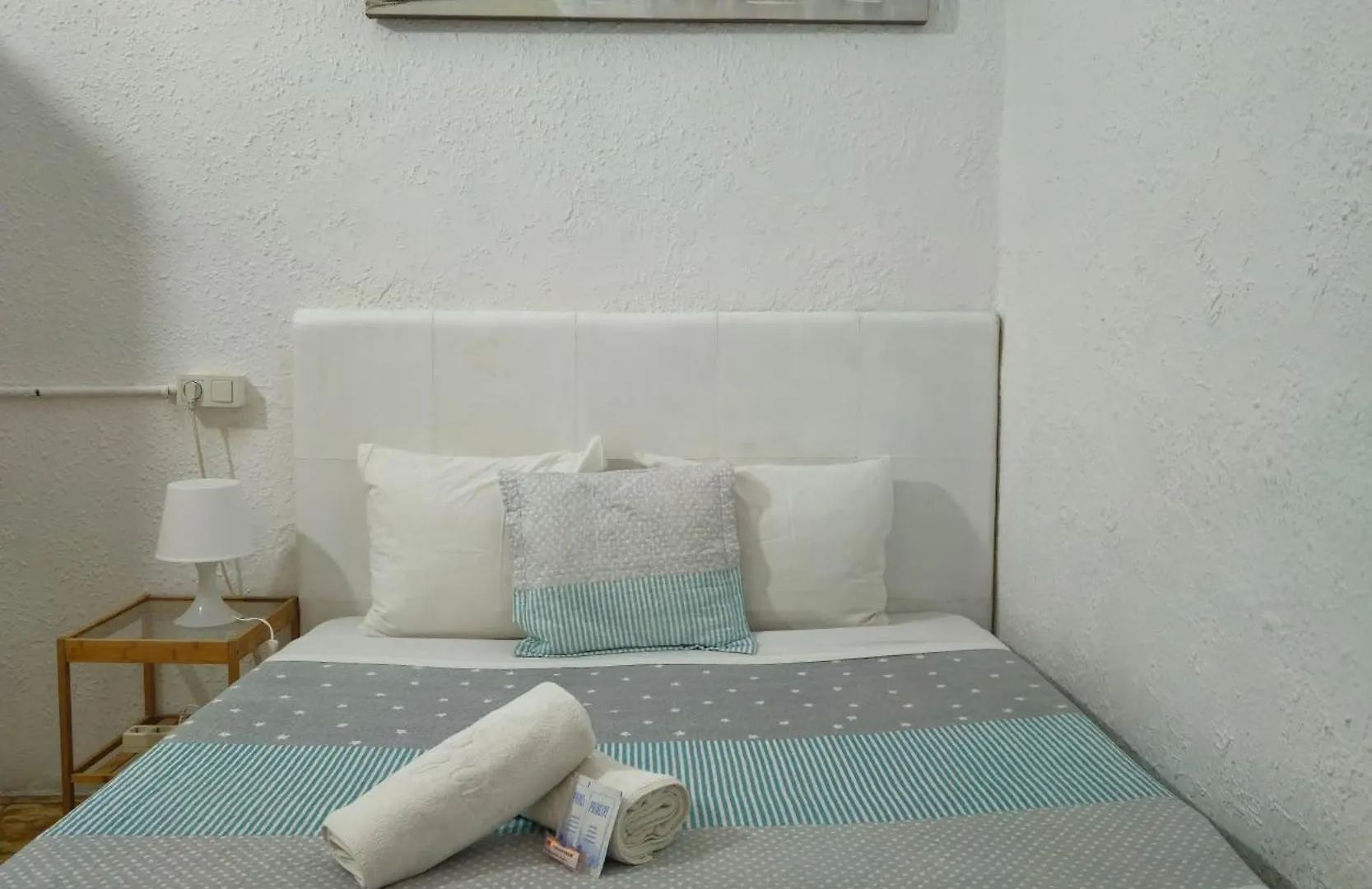 Youth Hostel - Central And Basic Drassanes Barcellona 2*,  Spagna